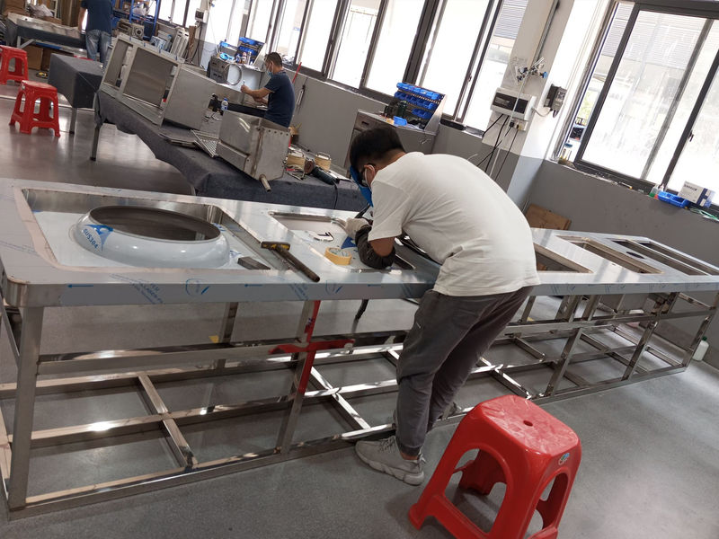 Shenzhen Smart Kitchen Digital Electric Appliances Co., Ltd üreticinin üretim hattı