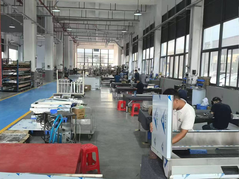 Shenzhen Smart Kitchen Digital Electric Appliances Co., Ltd üreticinin üretim hattı